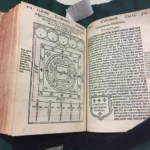 Salto entre Grimórios: é valioso (ou possível) dedicar-se a um Único Texto?